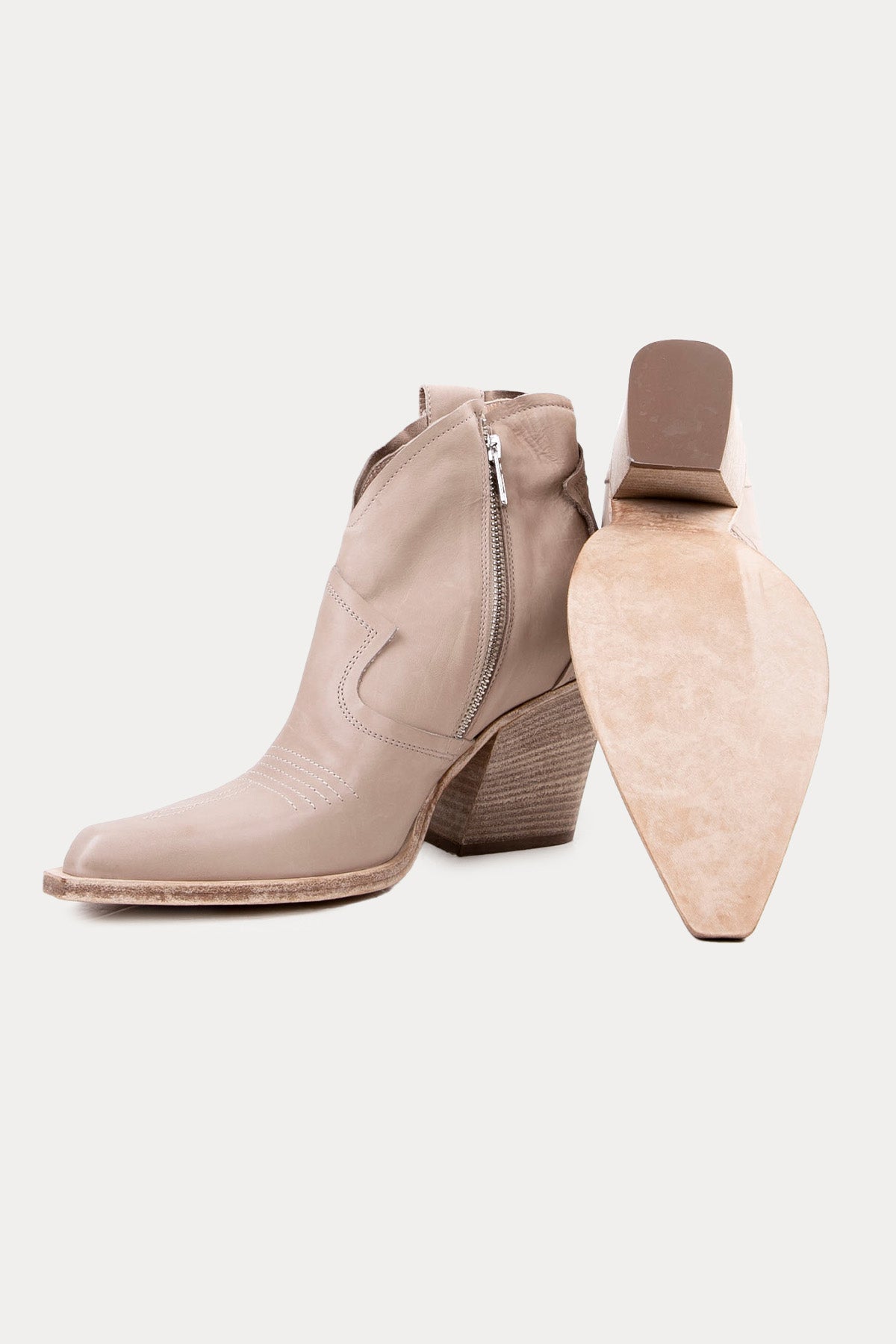 Fruit Sivri Küt Burunlu Deri Bot