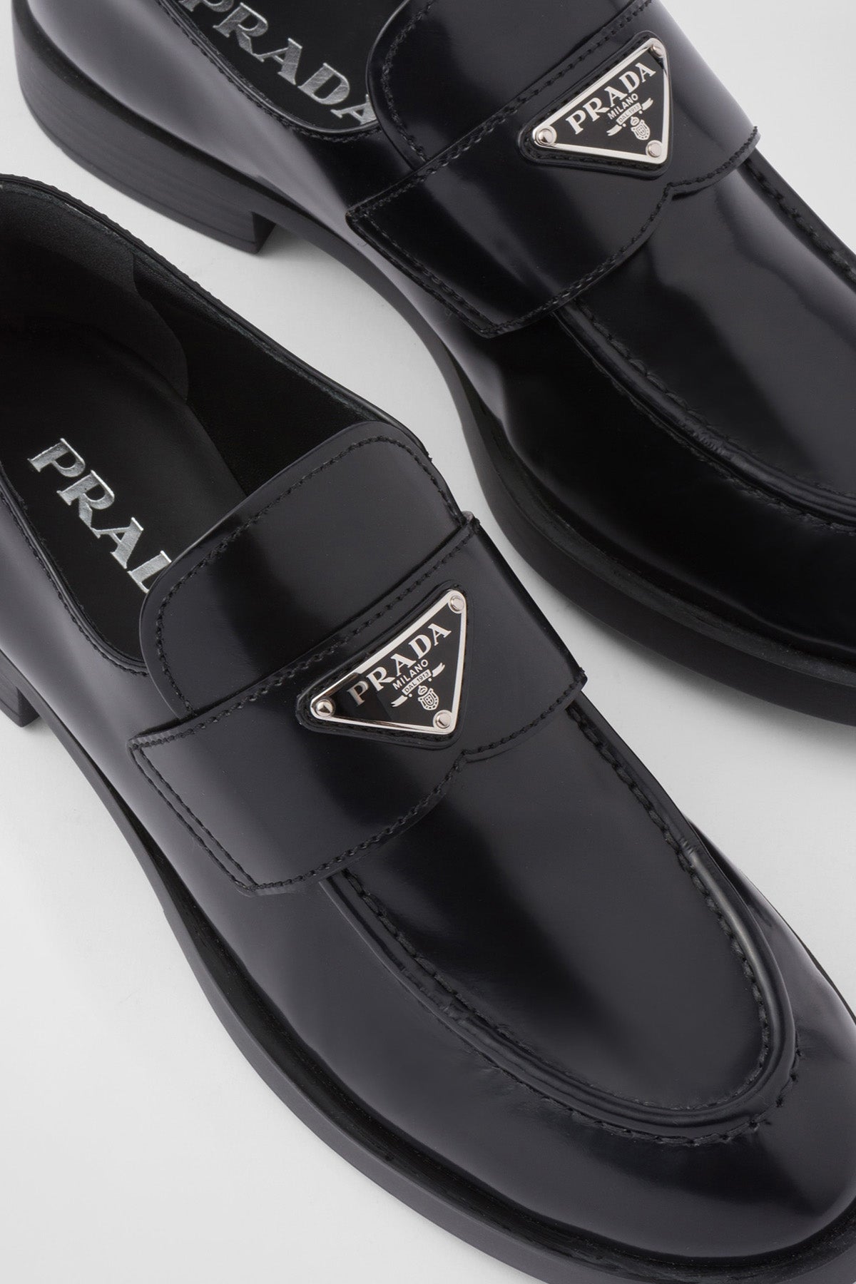 Prada Deri Loafer Ayakkabı-Ayakkabı-Libas