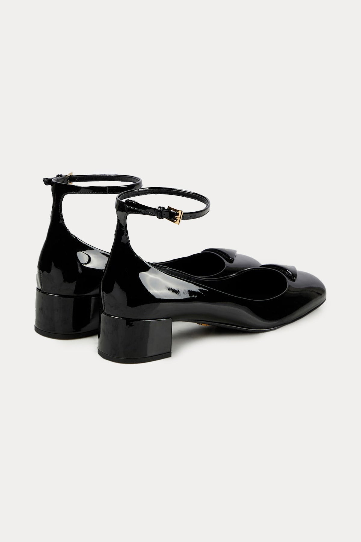 Prada Küt Burun Rugan Deri Ayakkabı-Ayakkabı-Libas