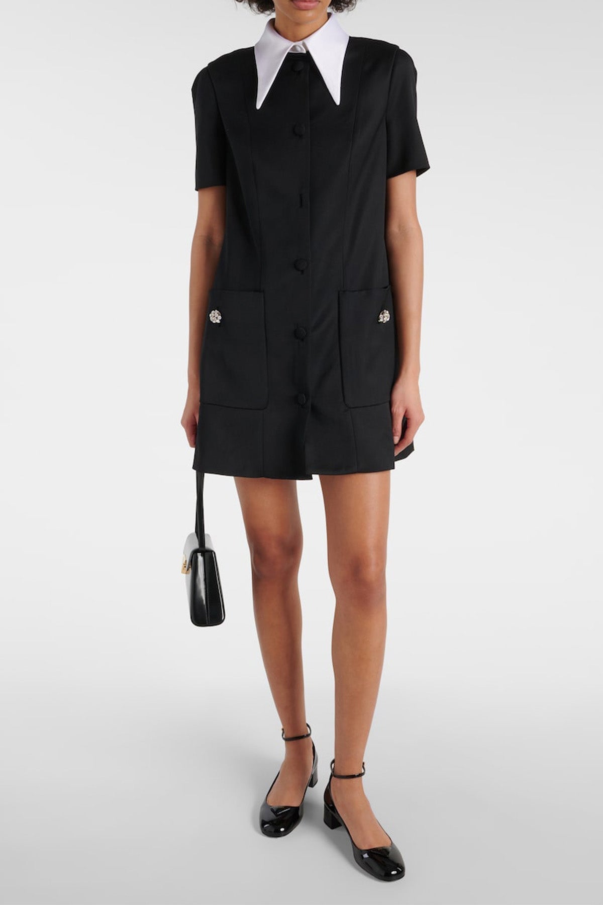 Prada Küt Burun Rugan Deri Ayakkabı