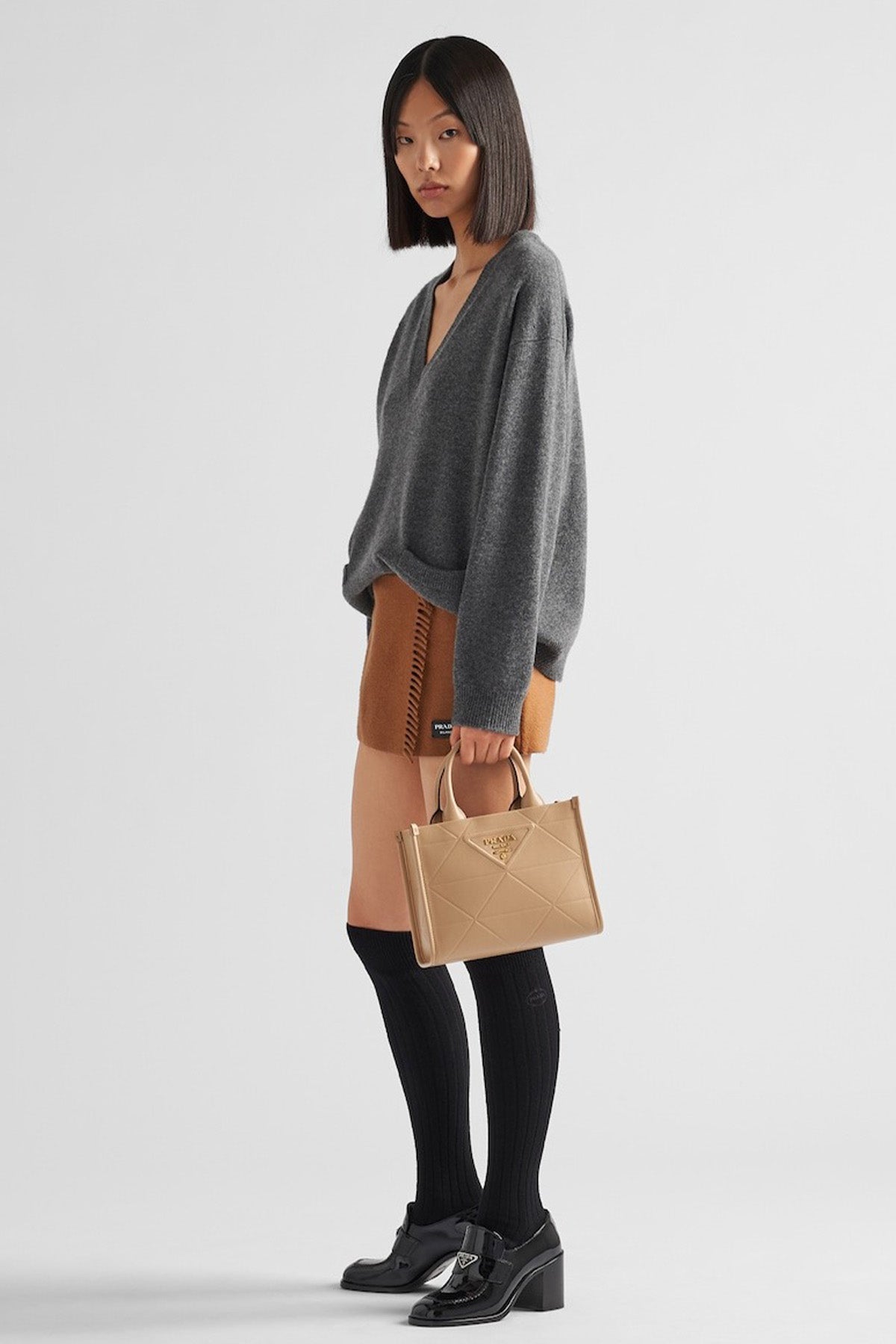 Prada Logolu Deri Çanta