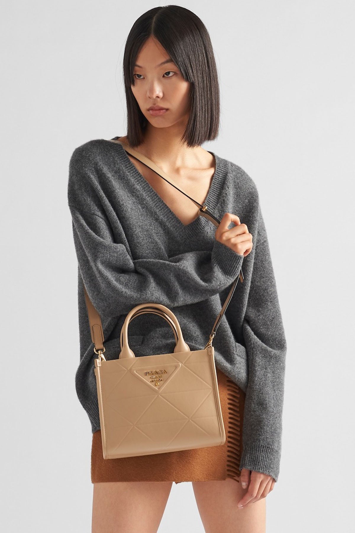 Prada Logolu Deri Çanta