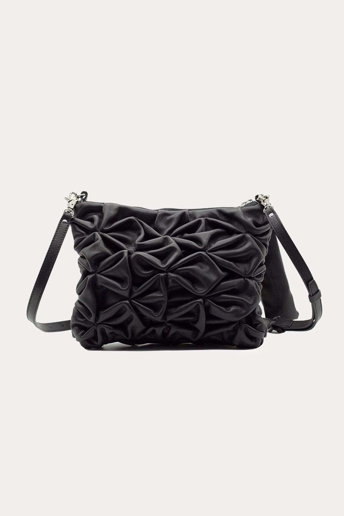 Vic Matie El İşçiliği Büzgülü Deri Omuz Çantası