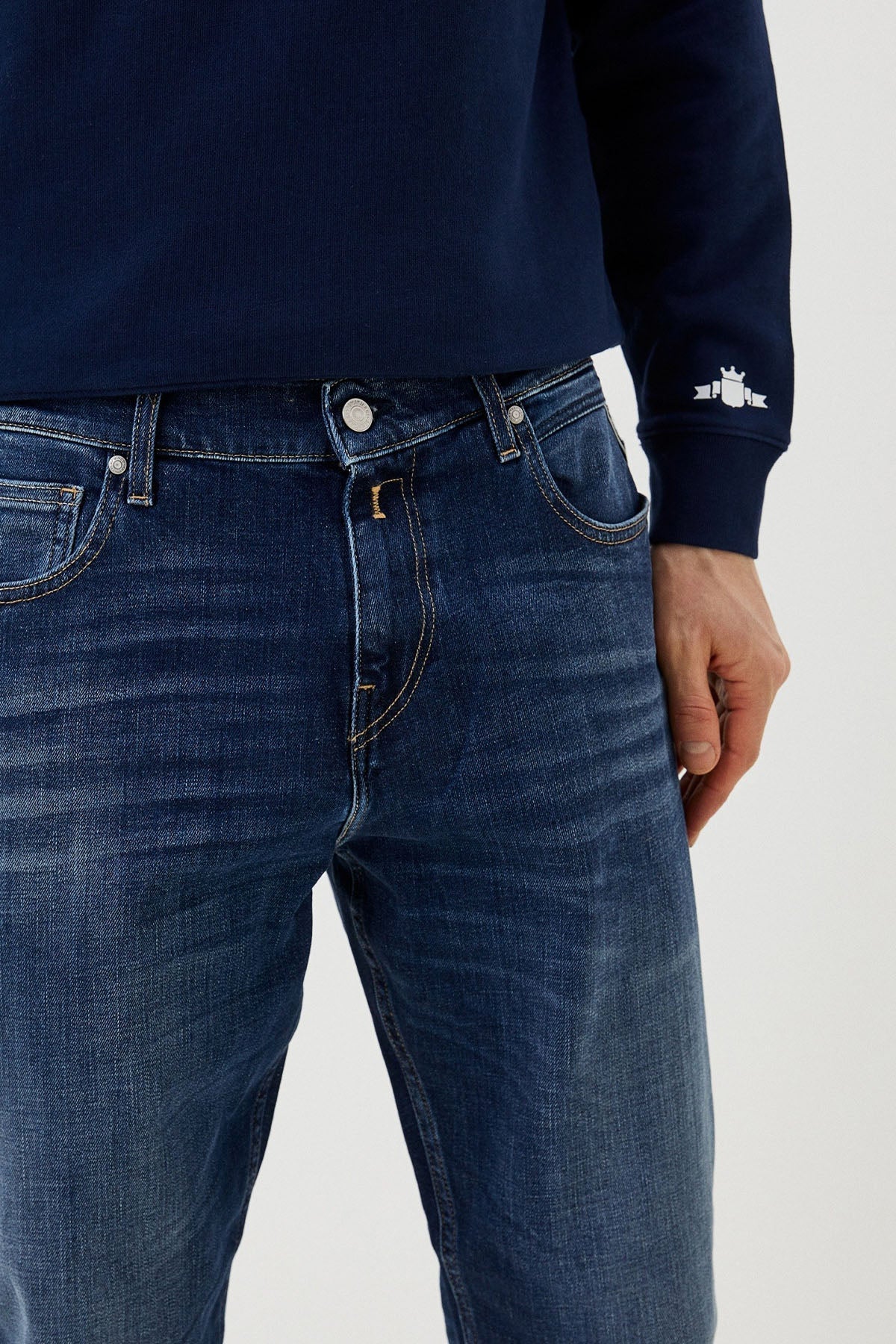 Replay Sandot Relaxed Tapered Fit Yıkamalı Jeans